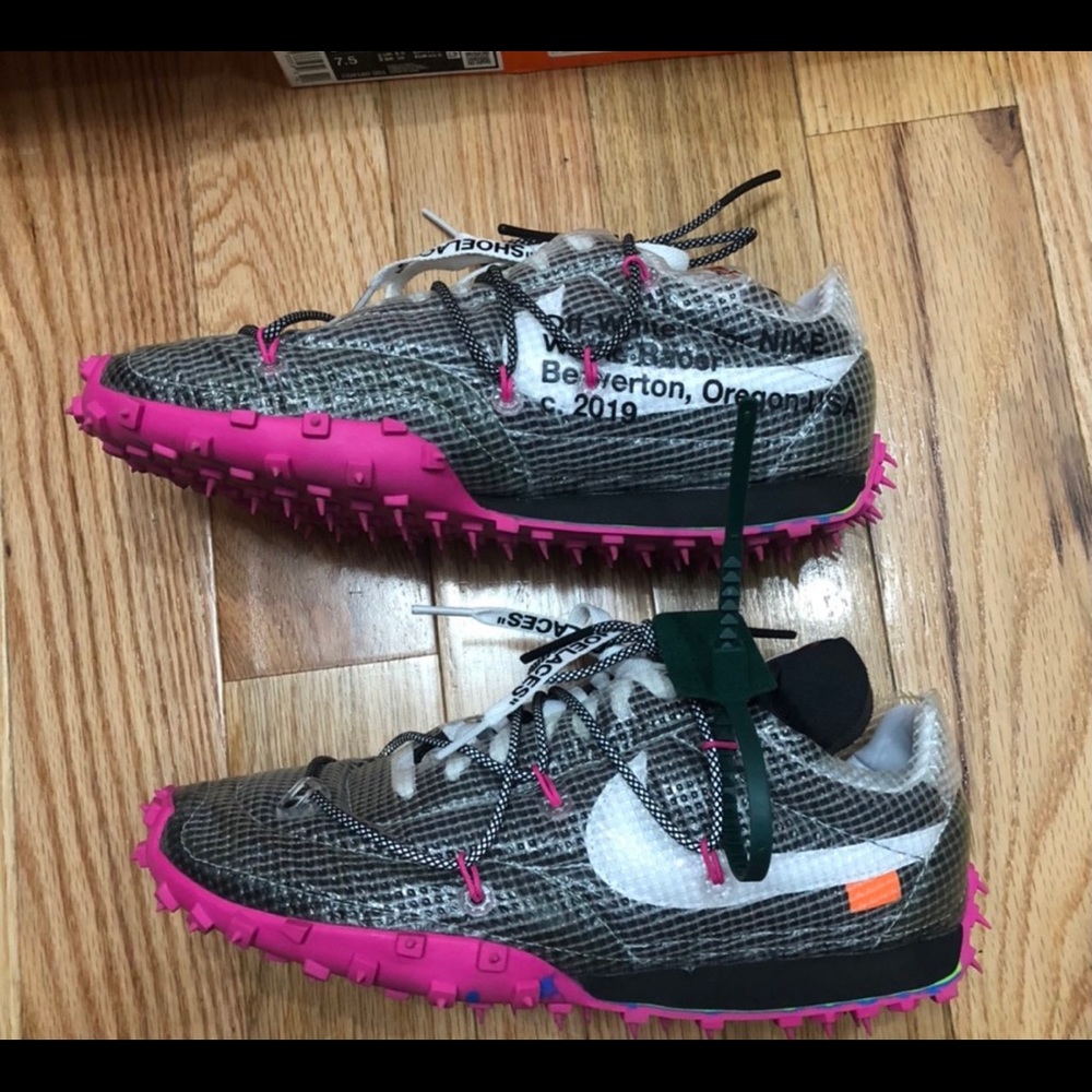 Nike Off-White Waffle Racer Sneaker